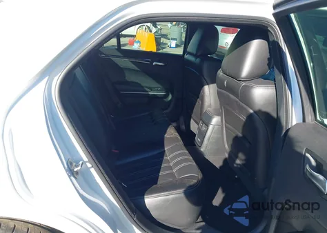 2019 Chrysler 300 300S from USA, damaged, VIN 2C3CCABG5KH648070